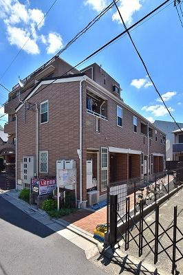 【外観】 | カーサ プラシード | 外観もきれいです