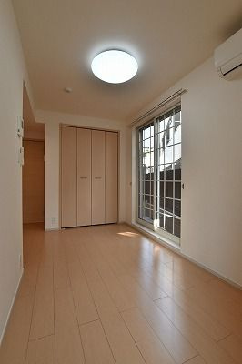 【居間・リビング】 | カーサ プラシード | ゆったり過ごせるリビングです