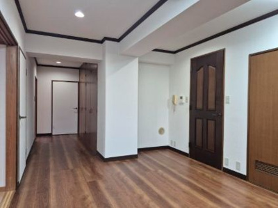 【居間・リビング】 | 五宝堂ビル | リビングです