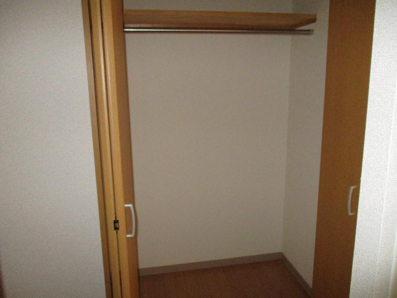 音羽山の神ビルの収納