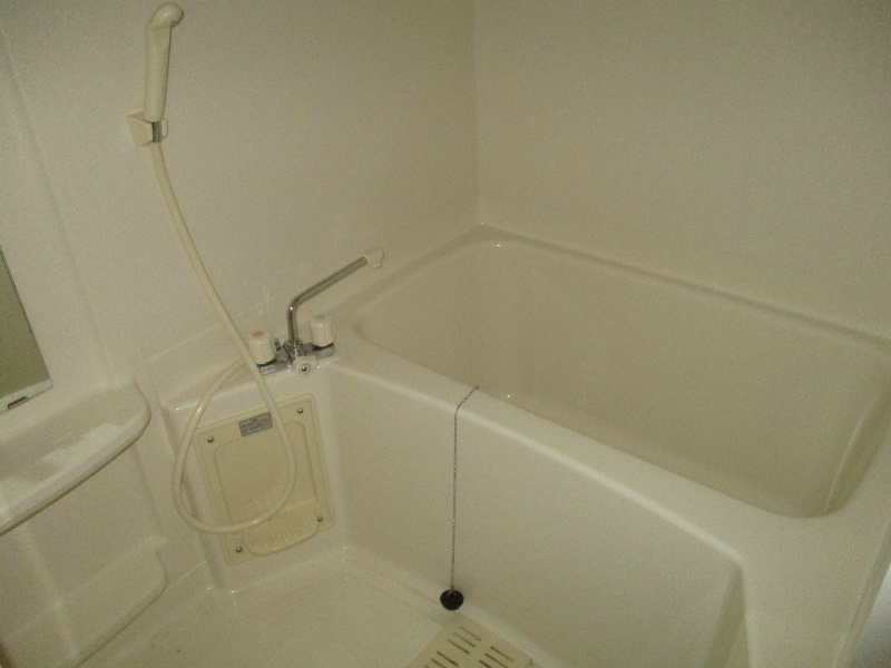 音羽山の神ビルの浴室