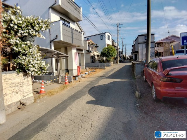 新築／富士見市関沢２丁目　全２棟の前面道路含む現地写真
