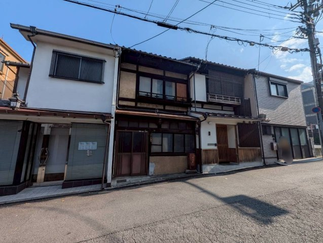 中之町の前面道路含む現地写真