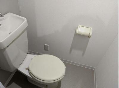 【トイレ】 | ホーユウコンフォルト二条城前