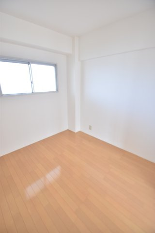 大阪市城東区蒲生２丁目の賃貸マンションの居間・リビング