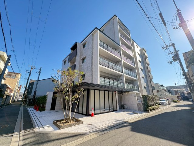 ７階建て最上階４方向角住戸◆ペット飼育可◆阪急「大宮」駅徒歩７分＆３沿線利用可能◆エスリード四条大宮