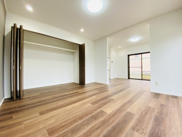 岐阜市 日置江（柳津駅） 2階建の居間・リビング