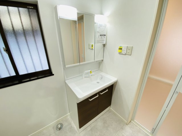 岐阜市 日置江（柳津駅） 2階建の独立洗面台