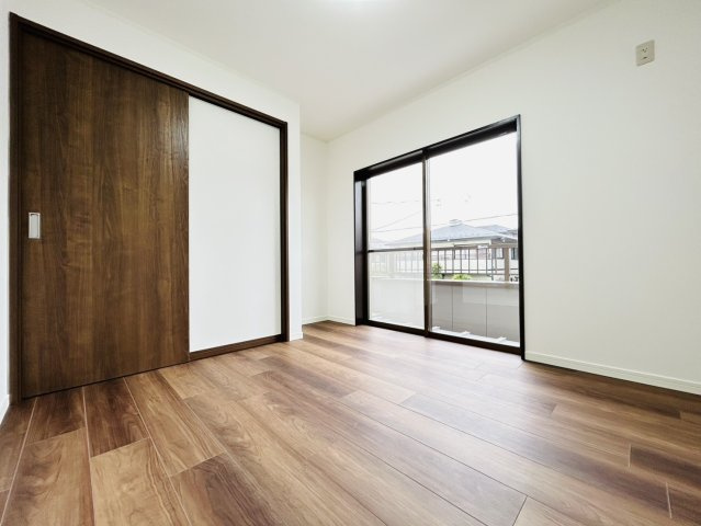 岐阜市 日置江（柳津駅） 2階建の洋室|2階洋室