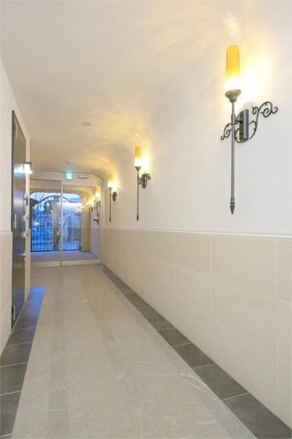 スペリオール白金台のロビー