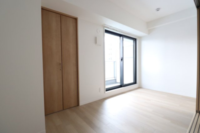 【洋室】 | Refino