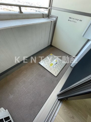 【バルコニー】 | スペーシア梅屋敷 | 開放的で明るい空間を演出してくれるバルコニーです