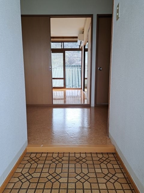 御山ハイツ