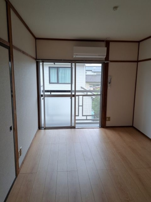  | コーポシェリー