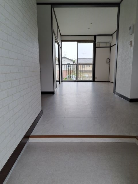 八巻ハイツ 3号棟