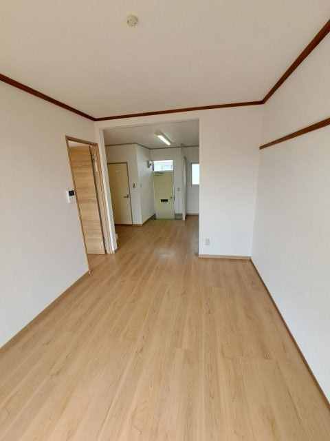八巻ハイツ 3号棟