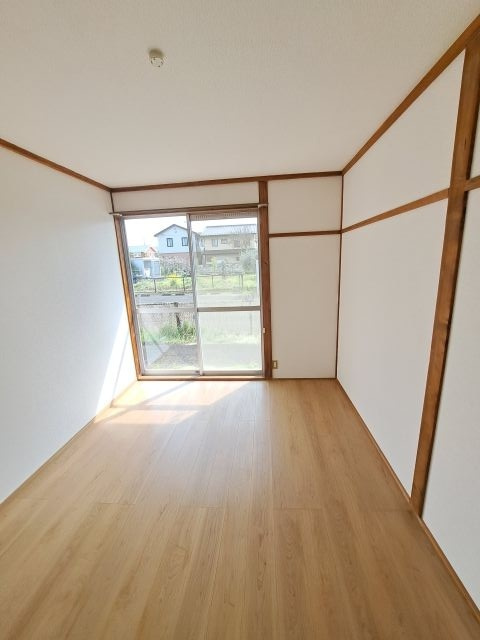 八巻ハイツ 3号棟