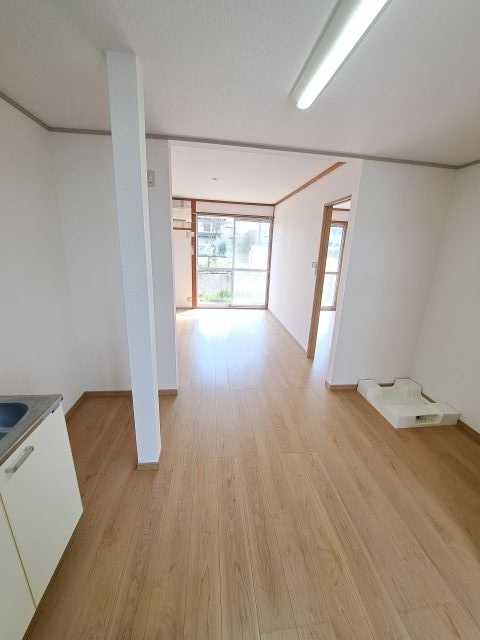 八巻ハイツ 3号棟
