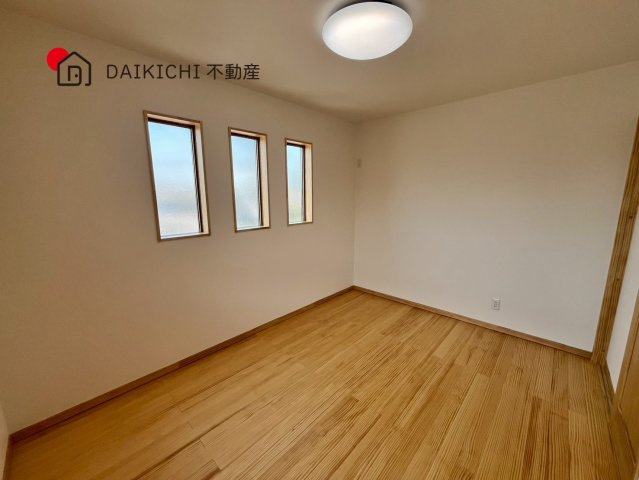 【洋室】 | ワイウッドコート北本市中丸第6期　新築戸建　全9棟　1号棟