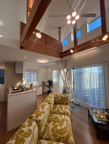 【居間・リビング】 | 【仲介手数料０円】中郡大磯町生沢　中古一戸建て | 【仲介手数料０円】中郡大磯町生沢　中古一戸建て