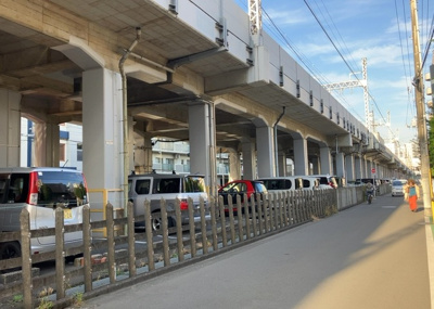 【展望】 | ライオンズマンション本厚木第三 | 眺望を気にして物件を探す場合、前面に建物が建っていないか現地で確認しましょう！前面に建物があると景色はもちろん、日当たりや風通しにも影響が出てきます。住んだ時のことを想像しながら現地見学をしましょう。