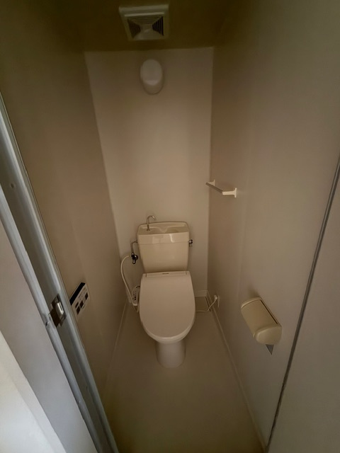 STビルのトイレ