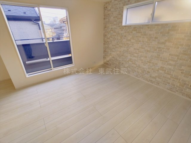 【居間・リビング】の画像