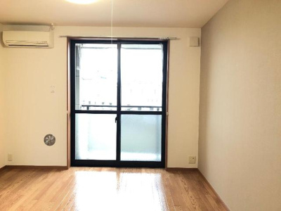 【内装】 | サンライズ・ガーデン | 洋室