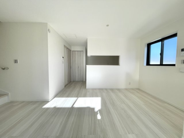 練馬区高野台3丁目　ロフト×省エネ住宅　全3棟の収納|A号棟