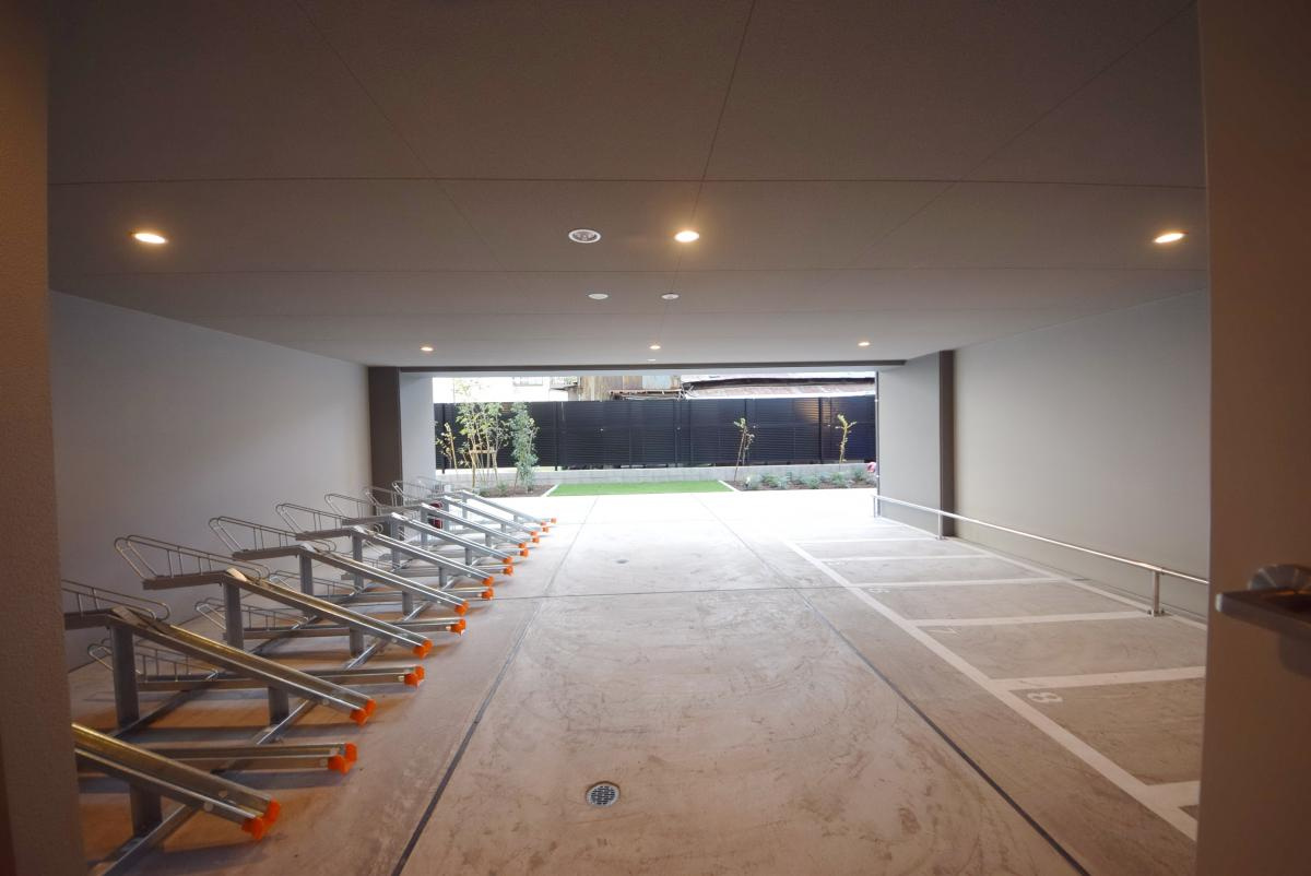 江東区大島１丁目の賃貸マンションの駐車場