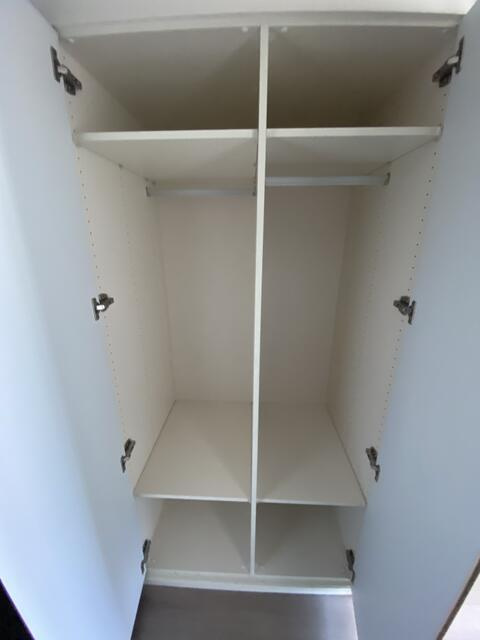 クレストコート中野の収納|収納スペースです