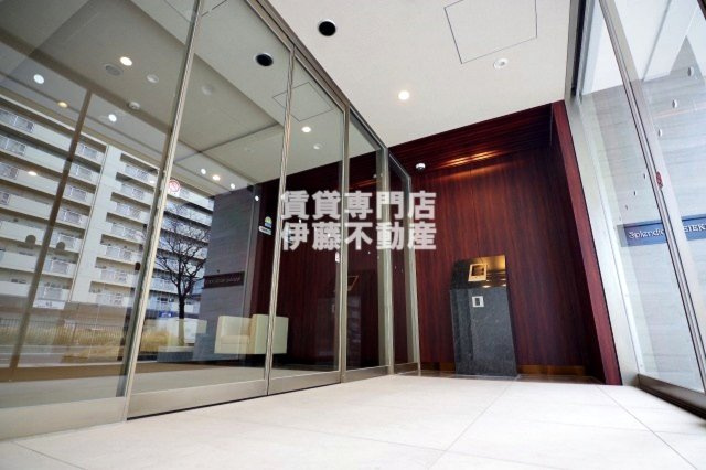 スプランディッド名駅NORTHのエントランス