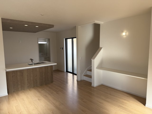 明石市朝霧山手町①号棟新築戸建の居間・リビング