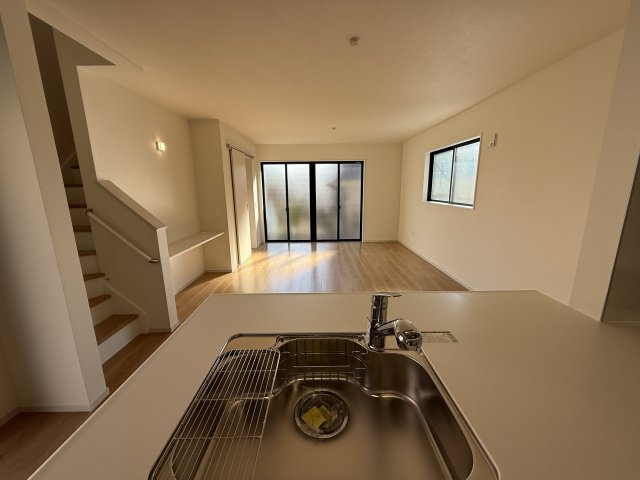 明石市朝霧山手町①号棟新築戸建の居間・リビング