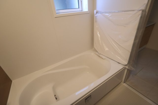 《仲介手数料無料》上尾市原市北１丁目1-24新築一戸建てブルーミングガーデンの浴室