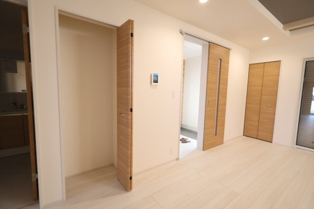 《仲介手数料無料》上尾市原市北１丁目1-24新築一戸建てブルーミングガーデンの収納