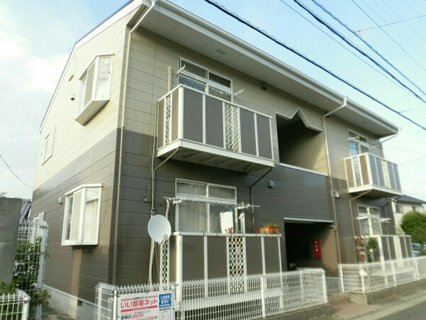 サンループ３番館の外観