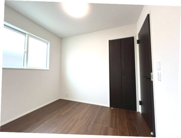 あきる野市小川東1丁目　新築戸建全1棟の洋室|【洋室1】収納スペース