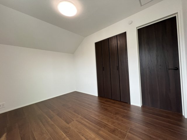 あきる野市小川東1丁目　新築戸建全1棟の洋室|【洋室4】収納スペース