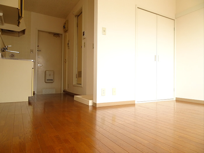 【居間・リビング】 | CORNEL HOUSE