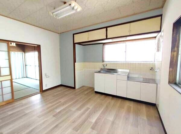 蟹江町本町のお家のキッチン