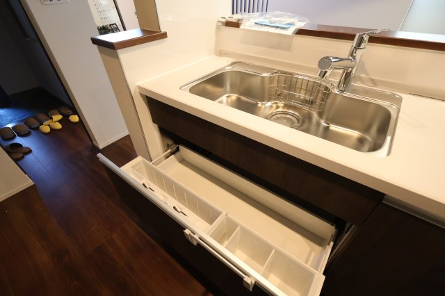 《仲介手数料無料》上尾市原新町13-5新築一戸建てコンフォートヒルズ