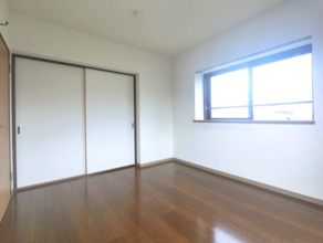 【洋室】 | ※別部屋の写真となります。