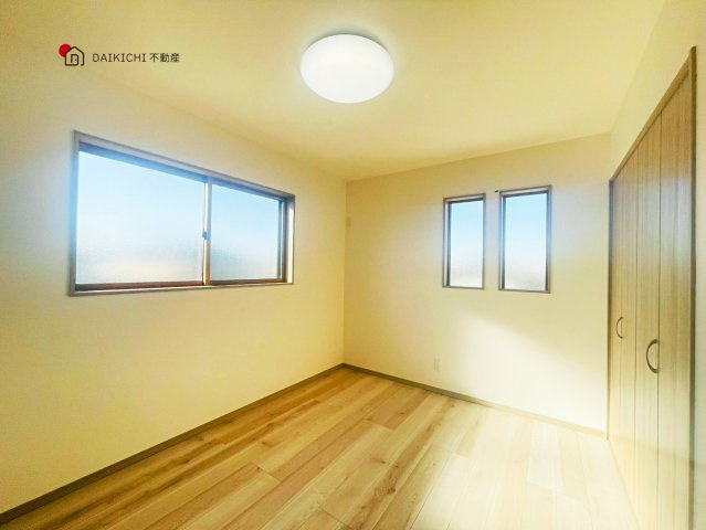 【洋室】 | ワイウッドコート北本市中丸第6期　新築戸建　全9棟　5号棟