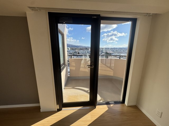 アーバンシティ上田中央の玄関