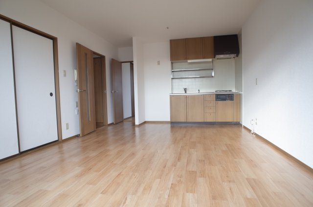 ビゴレ雅A棟の居間・リビング