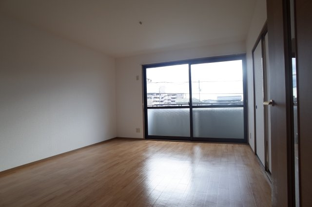 ビゴレ雅A棟の居間・リビング