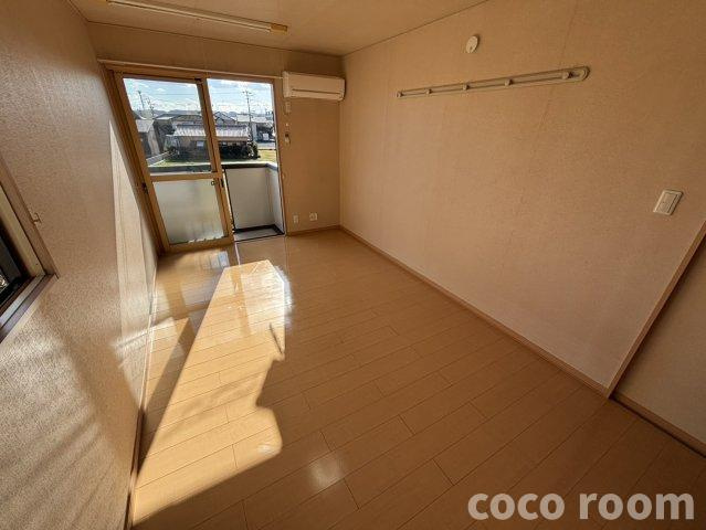 クレール皐月の居間・リビング