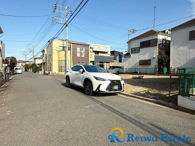 新築戸建　茅ヶ崎市萩園の前面道路含む現地写真