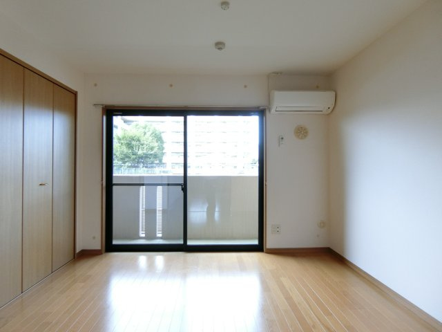 ピアコートBの洋室